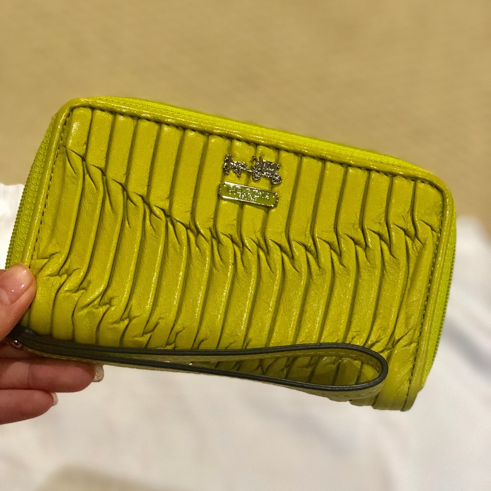 Coach Madison Gathered Leather Wristlet